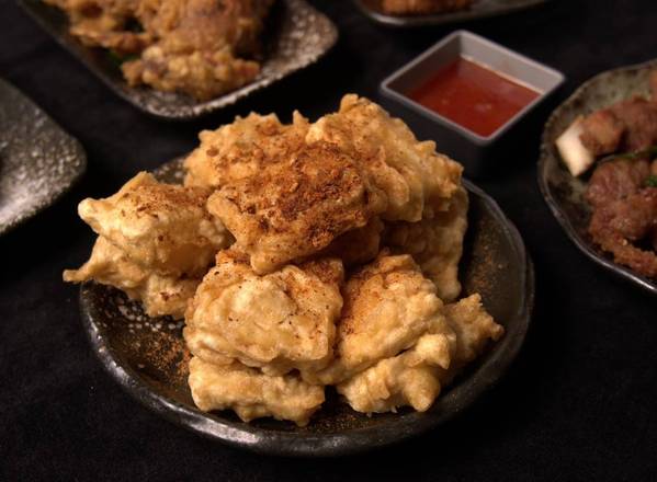 D11. Fried Tofu / 秘制炸豆腐